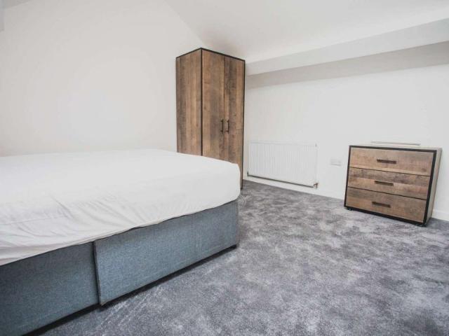 Stoke On Trent, UK ST4, 13 bed shared accommodation to rent, £580 pcm | PrimeLocation