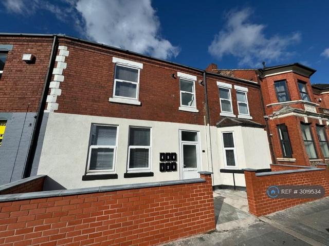Stoke Road, Stoke On Trent, ST4 1 bed in a house share to rent £555 pcm £128 pw