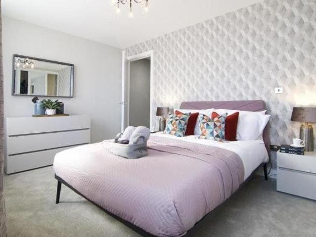 Stoke Road, Slough, Berkshire SL2, 1 bed flat to rent, £1,300 pcm | PrimeLocation