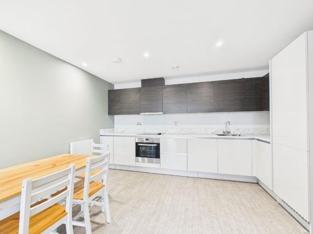 Stoke Road, Slough, Berkshire SL2, 2 bed flat to rent, £1,700 pcm | PrimeLocation