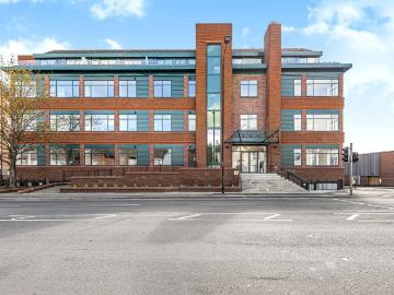 Stoke Road, Slough SL2, 2 bed flat to rent, £1,500 pcm | PrimeLocation