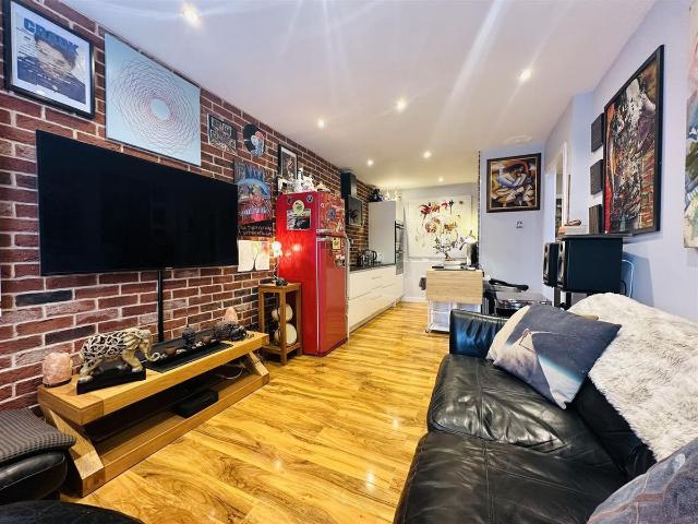 Stokes Croft, Bristol BS1, 1 bed flat to rent, £1,250 pcm | PrimeLocation