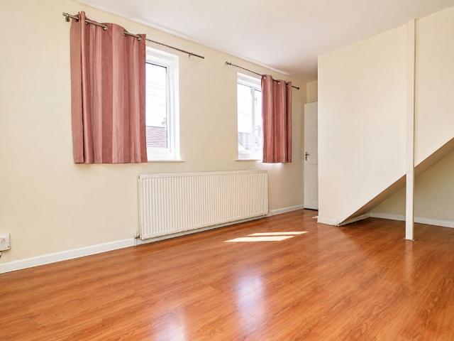 Stokes Road, London E6, 4 bed terraced house to rent, £2,300 pcm | PrimeLocation