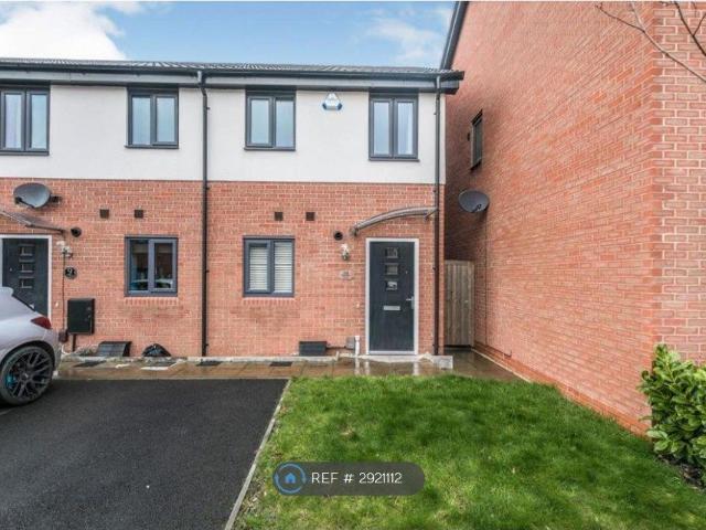 Stokesay Close, Chelmsley Wood, Birmingham B37, 2 bed end terrace house to rent, £1,200 pcm | PrimeLocation