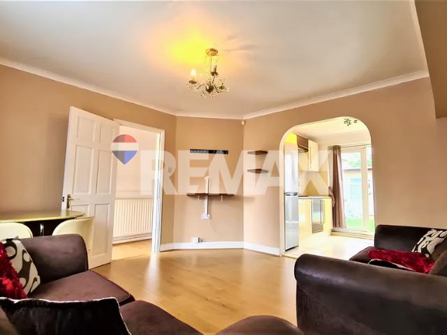 Stonard Road, Dagenham RM8 2 bed terraced house to rent £1,995 pcm £460 pw