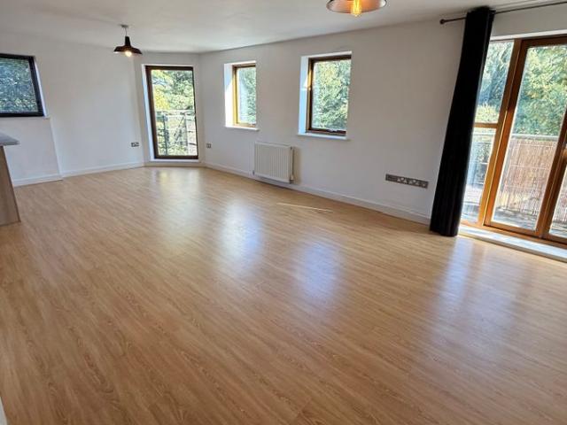 Stone Arches, York Road, Doncaster DN5, 2 bed flat to rent, £800 pcm | PrimeLocation