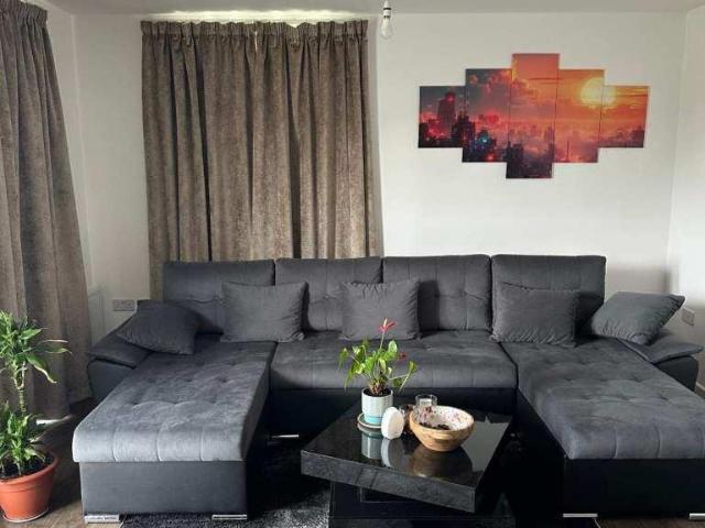 Stone, Dartford, DA2 2 bed flat to rent £2,300 pcm £531 pw