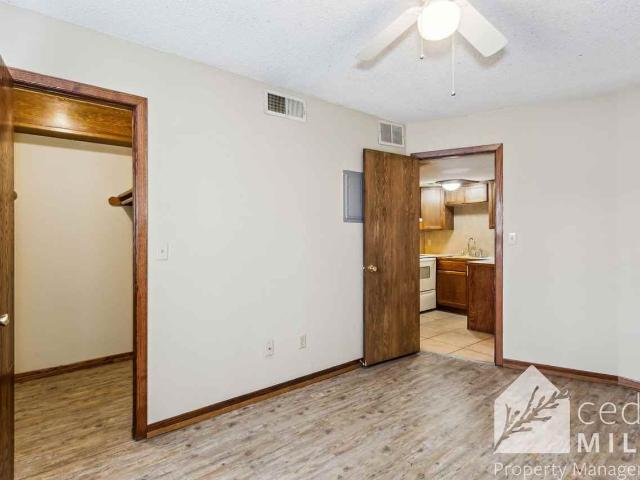 Stone Edge Apartments 1 Bedroom Apartment for Rent at 739 N Sheridan St, Wichita, KS 67203