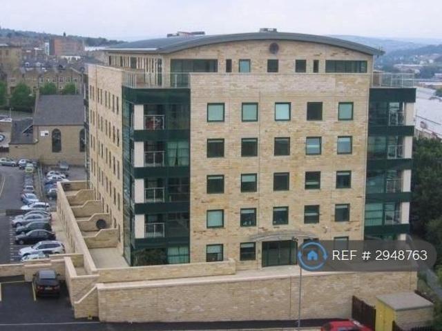 Stone Gate House, Bradford, BD1 2 bed flat to rent £875 pcm £202 pw