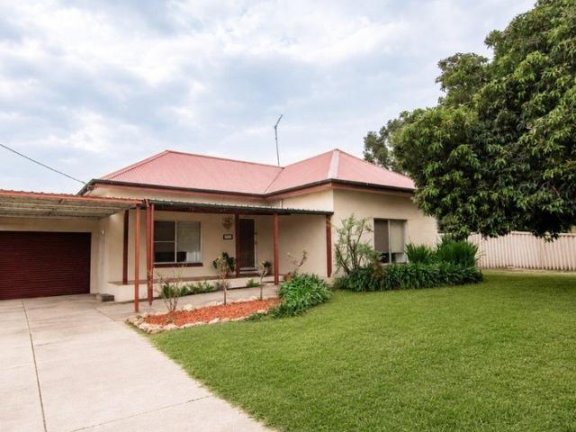 Stone Home with Granny Flat & Development Potential on 1,797m²