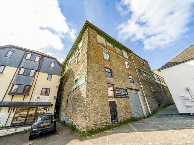 Stone house for sale