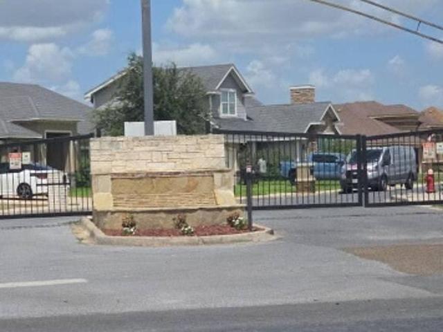 Stone Ridge Drive