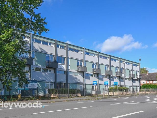 Stone Road, Bridge Court Stone Road ST4, 2 bed flat to rent, £600 pcm | PrimeLocation