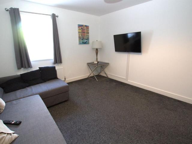 Stone Row, Skinningrove TS13, 2 bed flat to rent, £900 pcm | PrimeLocation