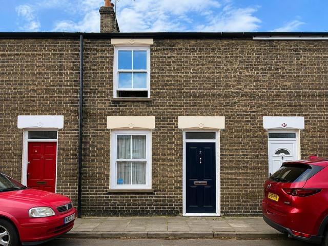 Stone Street, Cambridge CB1 2 bed terraced house to rent £1,750 pcm £404 pw