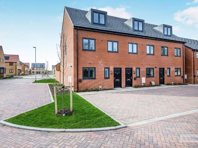 Stonemason Way, Peterborough PE4, 3 bed property to rent, £1,450 pcm | PrimeLocation