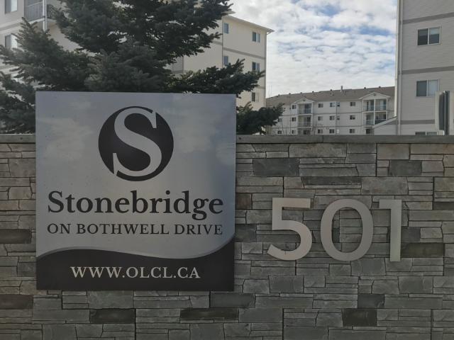Stonebridge on Bothwell Drive 1+Den Apartment for Rent