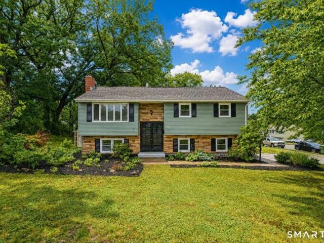 Stonecrest Dr, Bristol, Home For Sale