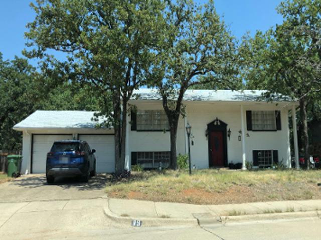Stonegate Dr