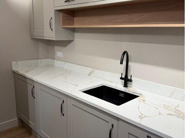 Stonegate Road, Leeds LS17, 2 bed flat to rent, £1,200 pcm | PrimeLocation