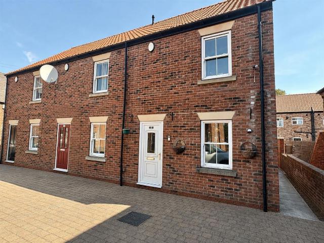Stonegate, Thorne DN8, 3 bed end terrace house to rent, £775 pcm | PrimeLocation