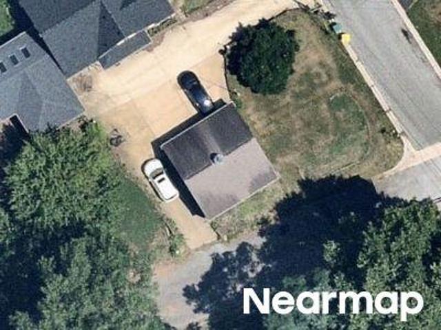 Stonehurst Dr