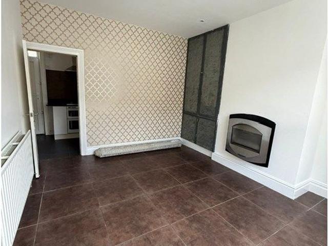 Stonehyrst Avenue, Dewsbury WF13, 3 bed terraced house to rent, £850 pcm | PrimeLocation