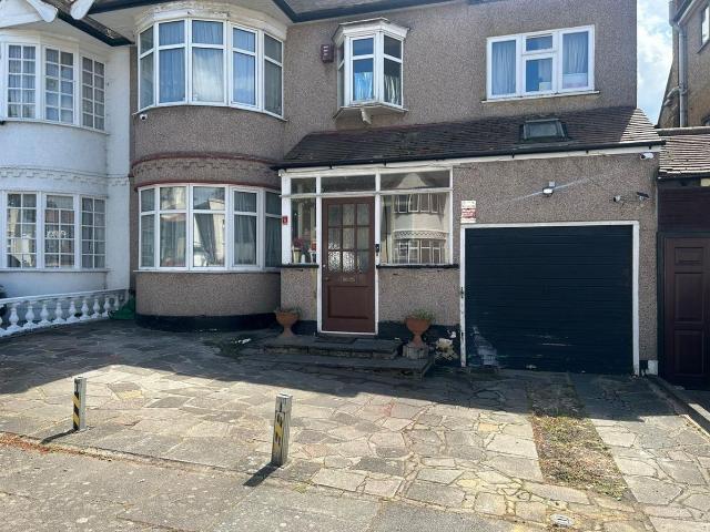 Stonehall Avenue, Redbridge IG1, 1 bed semi detached house to rent, £1,150 pcm | PrimeLocation