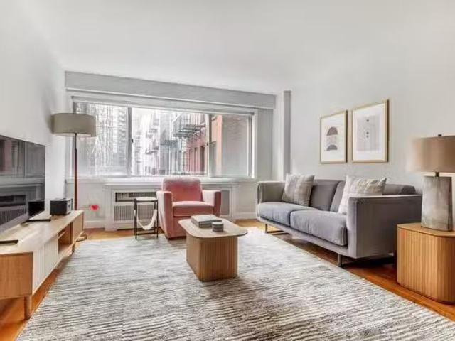 Stonehenge 65, 360 E 65th St, Lenox Hill 2 Bedroom 2 Bath