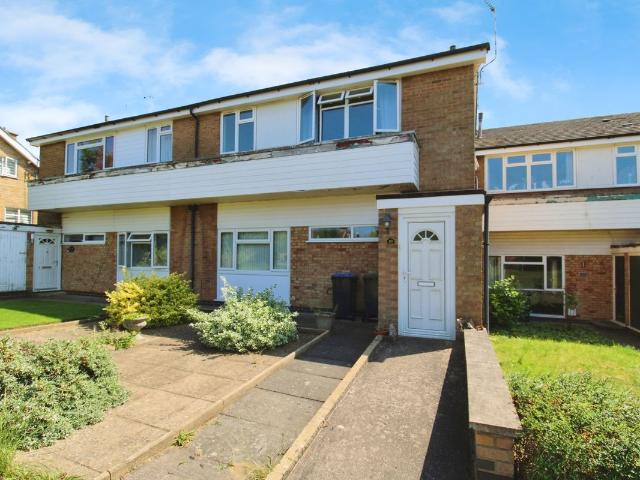 Stonehill Drive, Leicester LE8, 2 bed flat to rent, £1,000 pcm | PrimeLocation