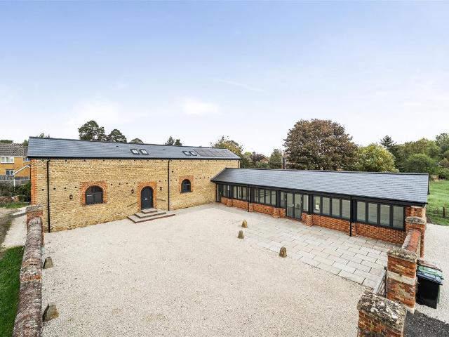 Stonehill Lane, Southmoor, Abingdon OX13, 4 bed barn conversion to rent, £4,195 pcm | PrimeLocation