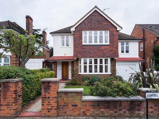 Stonehill Road, East Sheen SW14 5 bed house to rent £9,000 pcm £2,077 pw