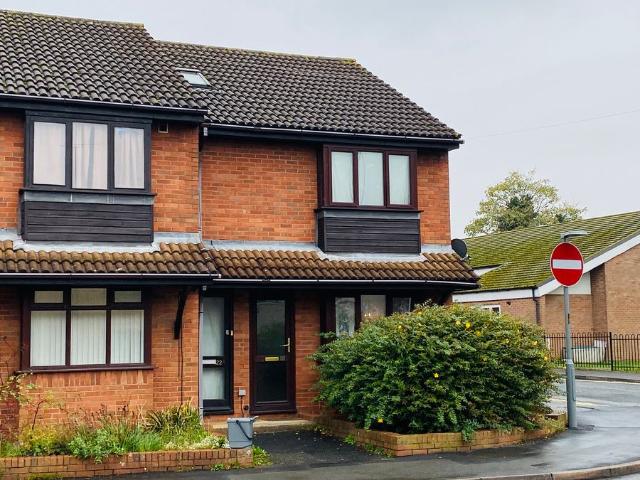 Stonehouse, Gloucestershire GL10, 1 bed maisonette to rent, £950 pcm | PrimeLocation