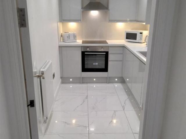Stonewell, Lancaster LA1 3 bed private hall to rent £715 pcm £165 pw
