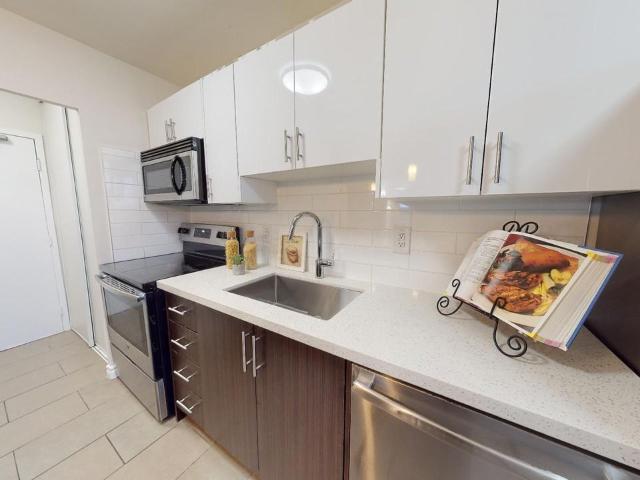 Stoney Creek 2 Bedroom Apartment for Rent at 40 Grandville Ave, Hamilton, ON L8E 1J7 Riverdale West