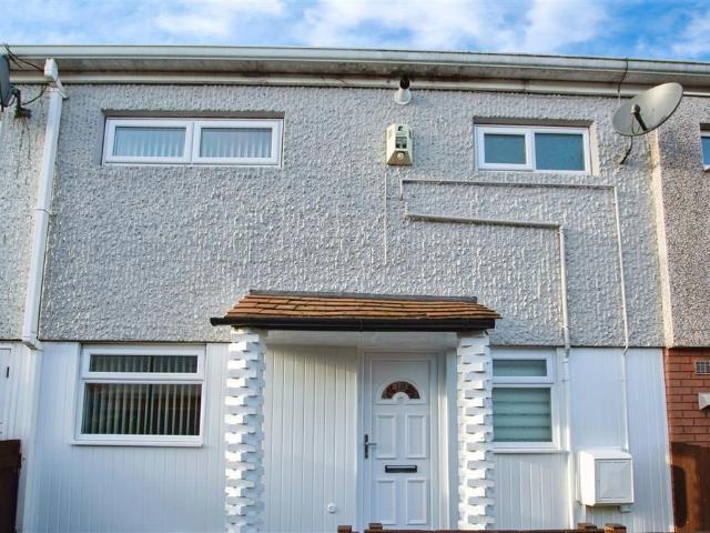 Stoneycroft Road, Nottingham NG6, 3 bed property to rent, £1,000 pcm | PrimeLocation