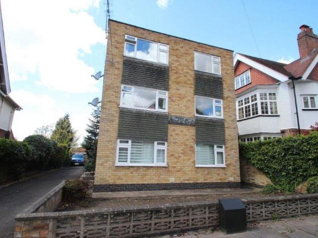 Stoneygate Avenue, Stoneygate, Leicester 1 bed flat to rent £850 pcm £196 pw