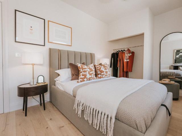 Stonhouse Street, Clapham North SW4, 1 bed flat to rent, £2,600 pcm | PrimeLocation