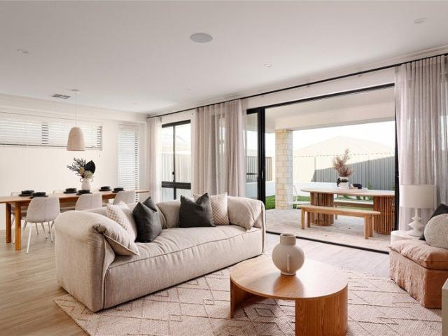 STOP RENTING and build a 3 Bedroom Family Home in Yanchep Golf Estate Fixed Price Package 12 MONTH PRICE HOLD