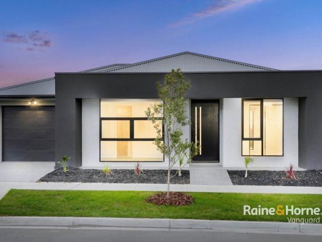 Stop scrolling and let's move in!