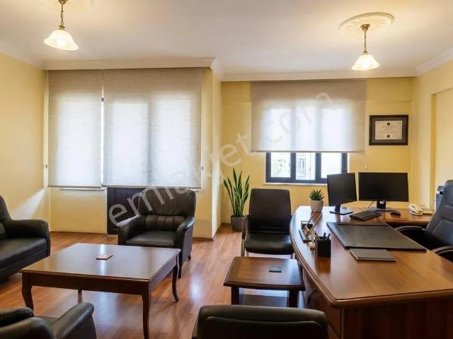 Stop’tan Fethiye Çarşı’da Cadde Üzeri 3+1 Kiralık Ara Kat Daire