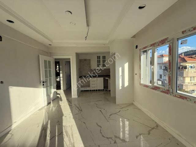 Stop’tan Ortaca Çaylı *havuzlu Sitede Kaliteli Yapı* 1+1 Satılık Daire