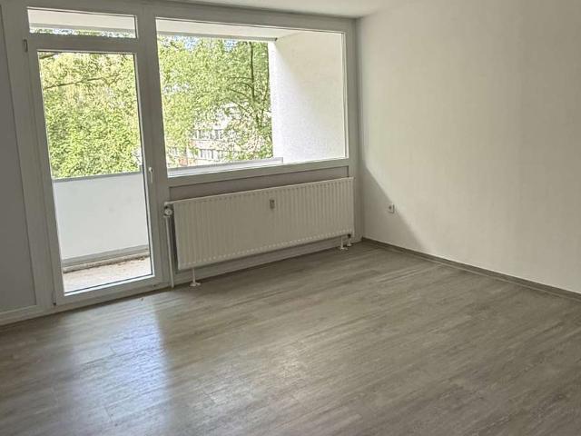 Stop! 3,5 Zimmer Wohnung