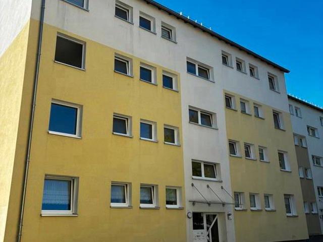 Stop: 3,5 Zimmer Wohnung in zentraler Lage