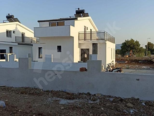 Stoptan Yanıklarda 380m Bahçe İçerisinde Satılık 3+1 Sıfır Müstakil Dubleks Villa