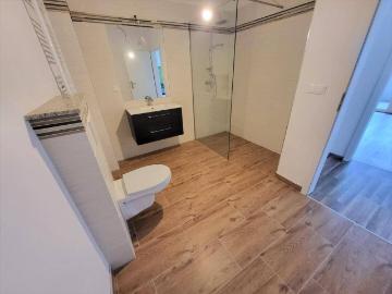 STORCHENSTADT MARCHEGG + BAHNHOFSNÄHE + HELLE 2 ZIMMER WOHNUNG mit 6,4m² LOGGIA + BJ 2021