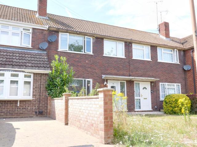 Storr Gardens, Brentwood CM13, 3 bed property to rent, £1,750 pcm | PrimeLocation