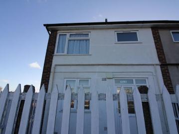 Storrington Way, Werrington, Peterborough PE4, 2 bed maisonette to rent, £795 pcm | PrimeLocation