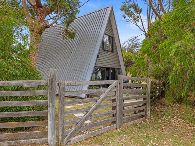 STORY BOOK PROPERTY IN SANDY