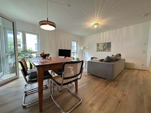 State of the art 3 room ground floor apartment with garden access in a quiet location in Bonn Ippendorf